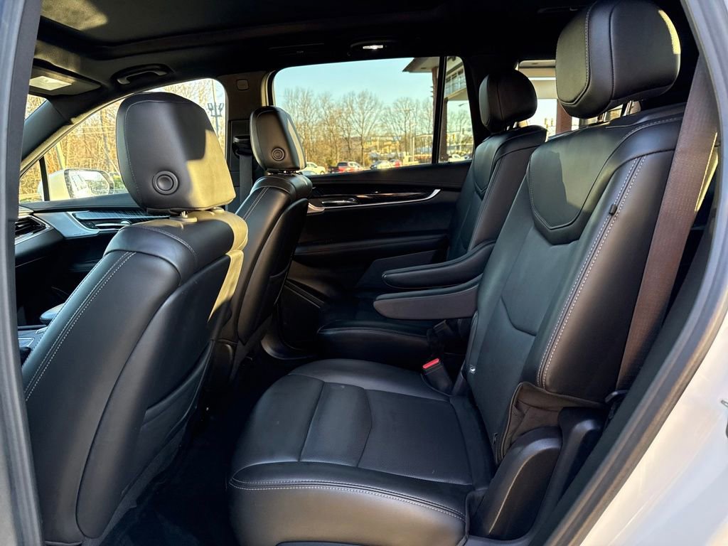 Certified 2024 Cadillac XT6 Premium Luxury w/ Technology Package image 12