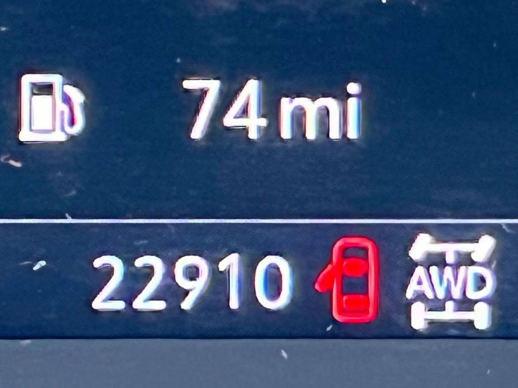 Used 2023 Chevrolet TrailBlazer ACTIV w/ Sun and Liftgate Package AWD/4WD image 27