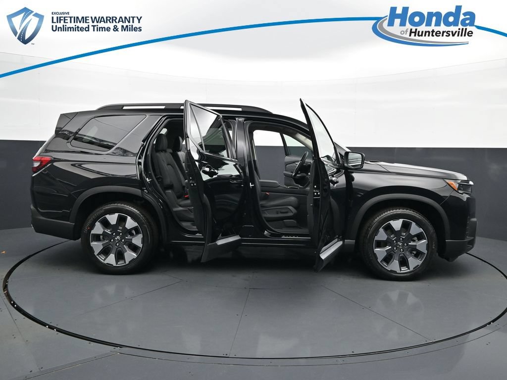 New 2026 Honda Pilot Touring image 38