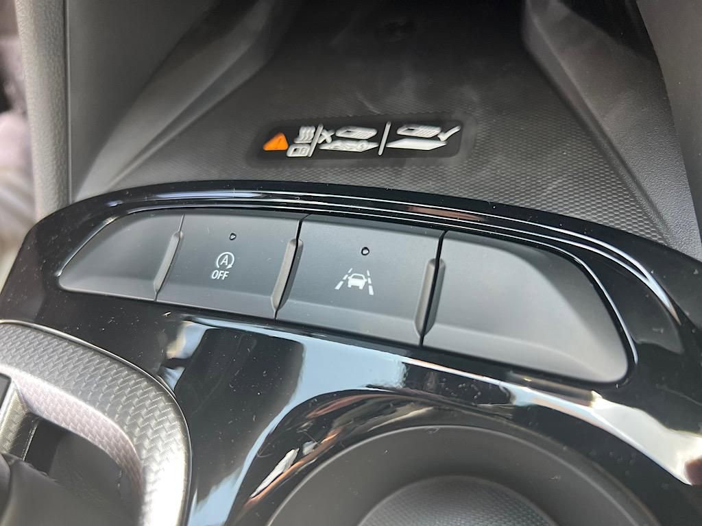 New 2025 Buick Envista Avenir image 25