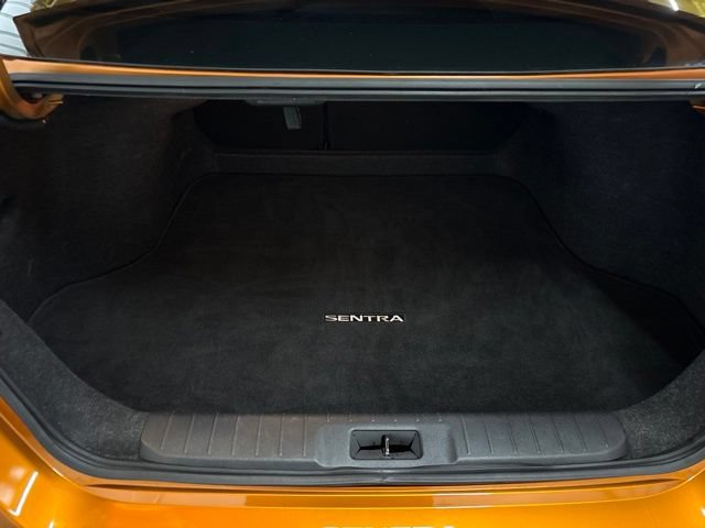 Used 2020 Nissan Sentra SR w/ Premium Package FWD image 11