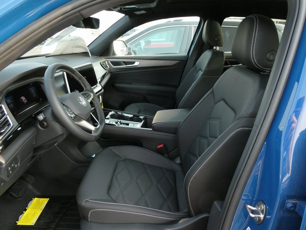 New 2025 Volkswagen Atlas Cross Sport SE image 30