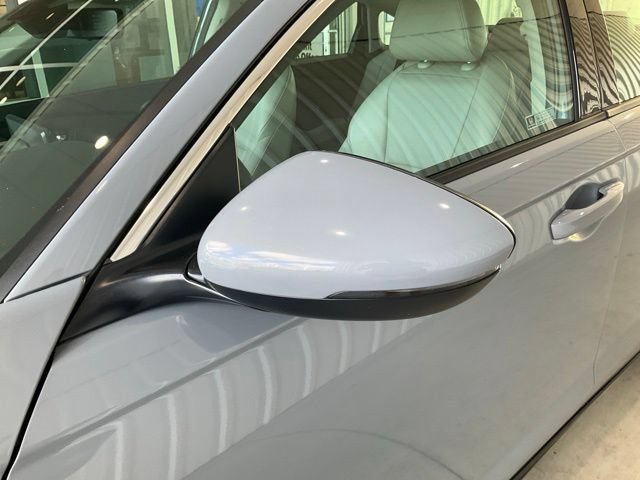 Certified 2025 Honda Accord EX-L image 3