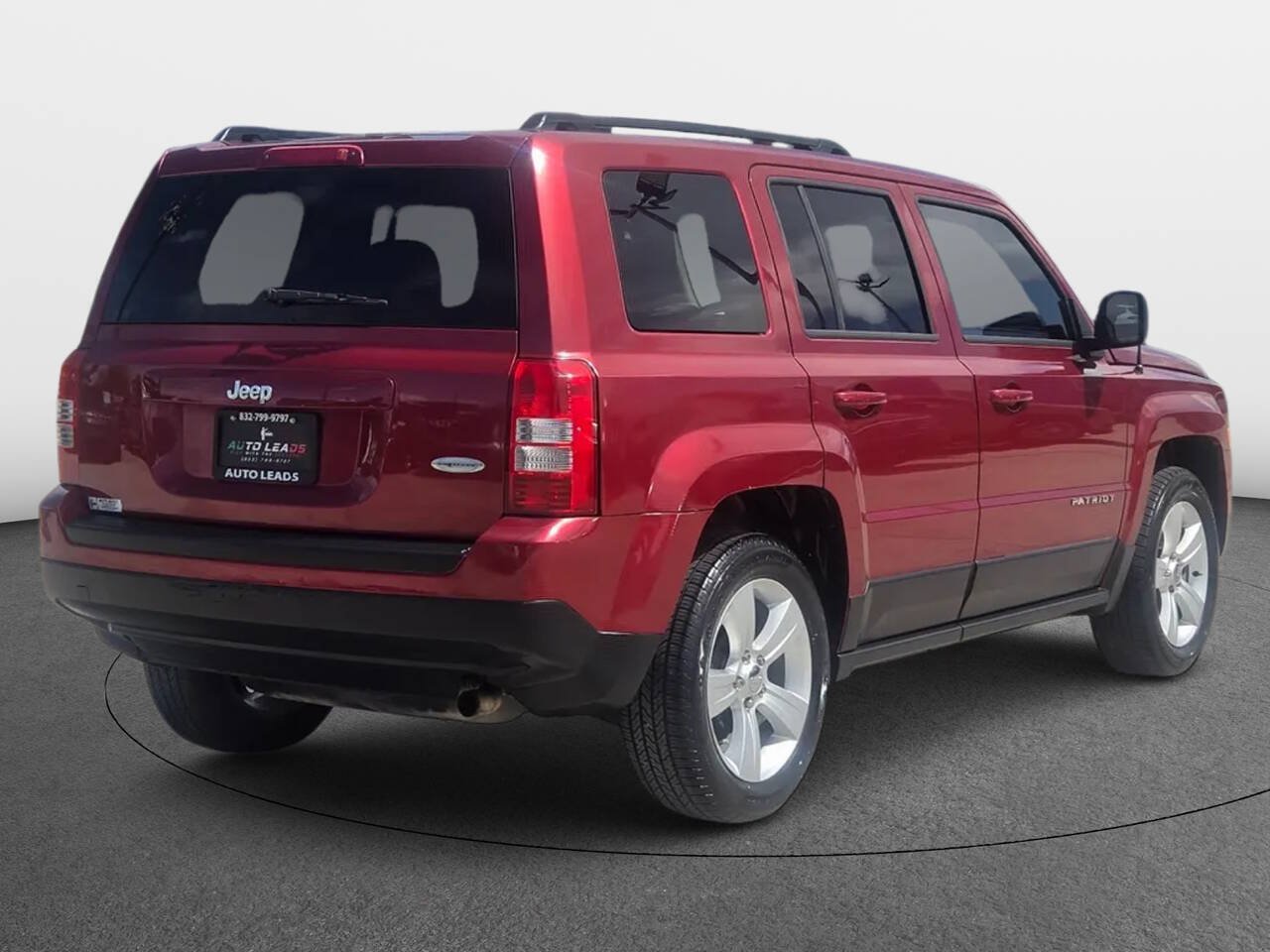 Used 2017 Jeep Patriot Latitude FWD image 4