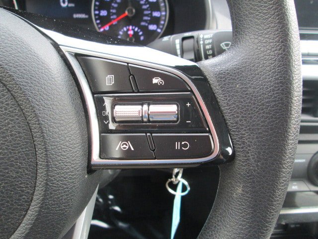 Used 2022 Kia Forte LXS w/ LXS Technology Package FWD image 18