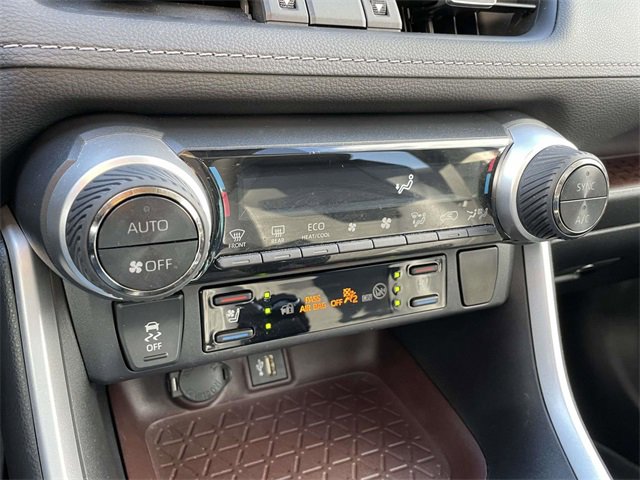 Used 2023 Toyota RAV4 Limited image 31