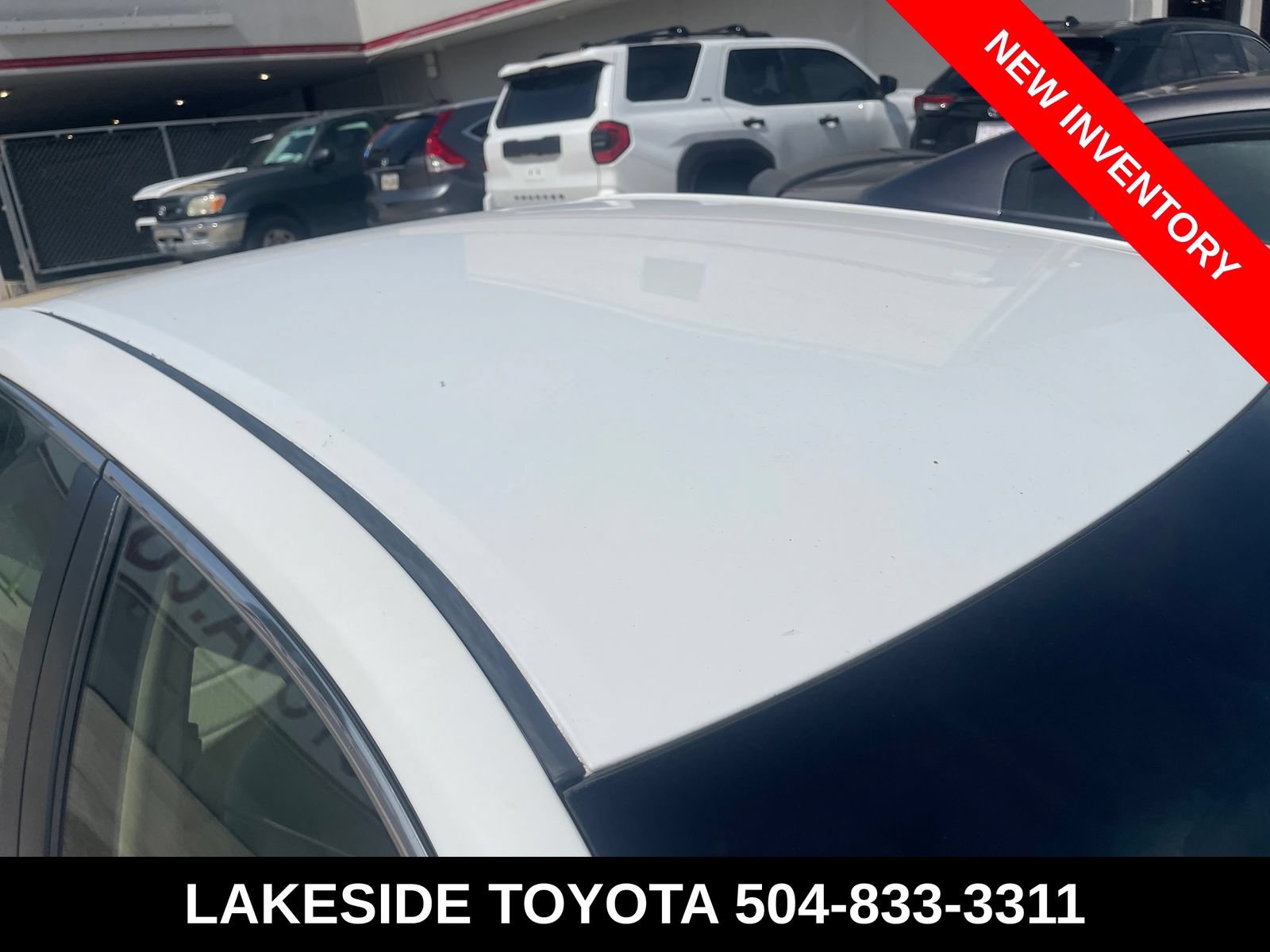 Used 2015 Toyota Camry LE FWD image 9