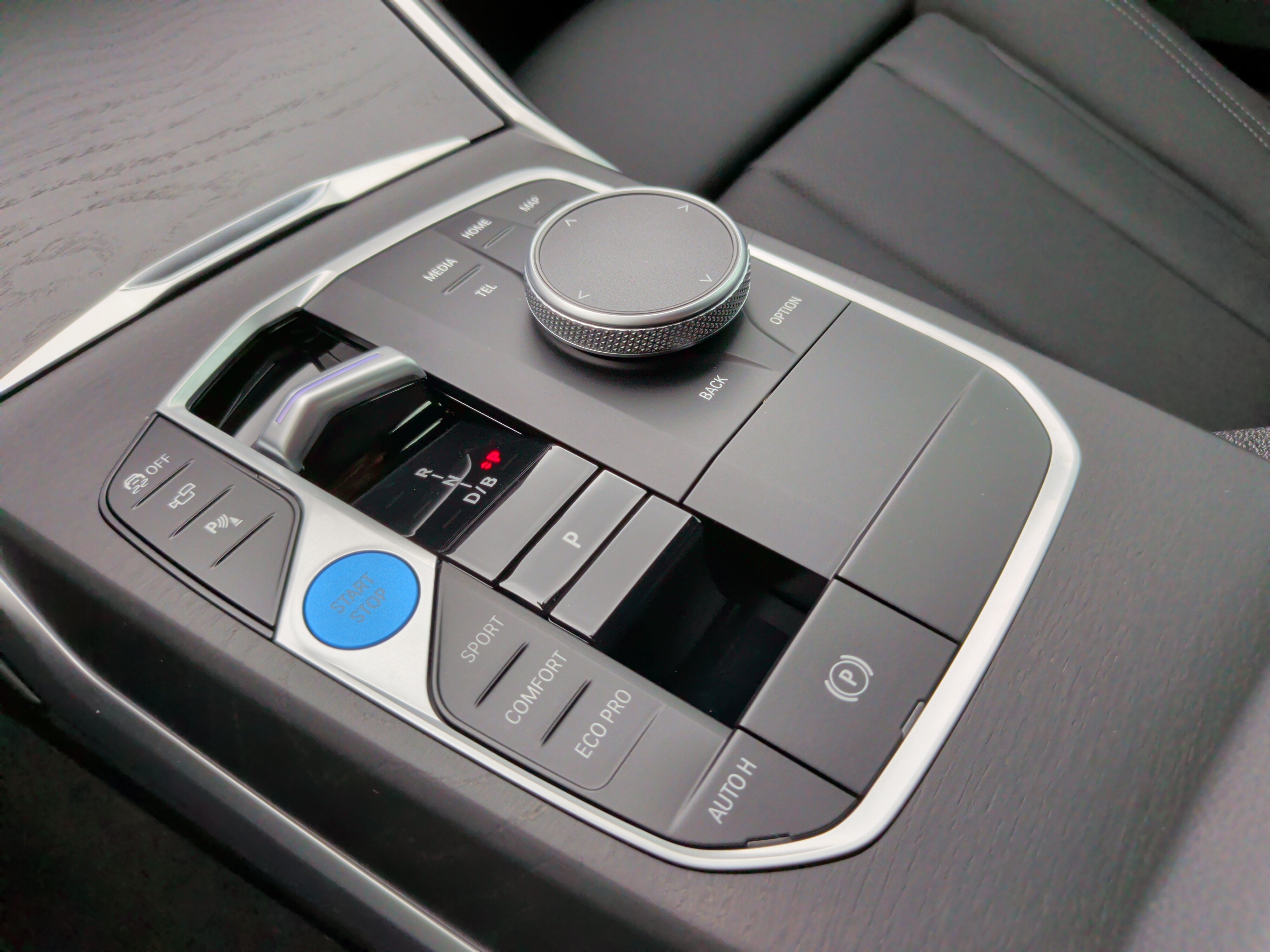 Certified 2024 BMW i4 eDrive35 w/ Premium Package RWD image 20