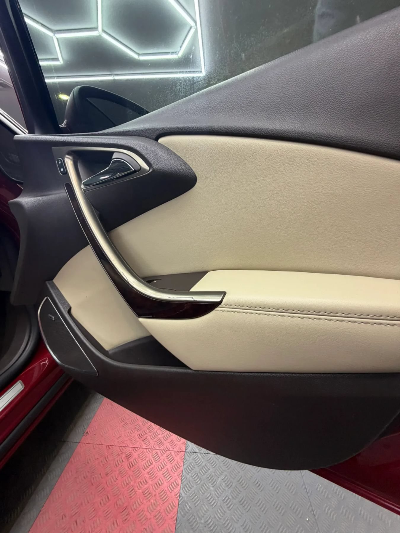 Used 2015 Buick Verano Convenience w/ Experience Buick Package FWD image 31