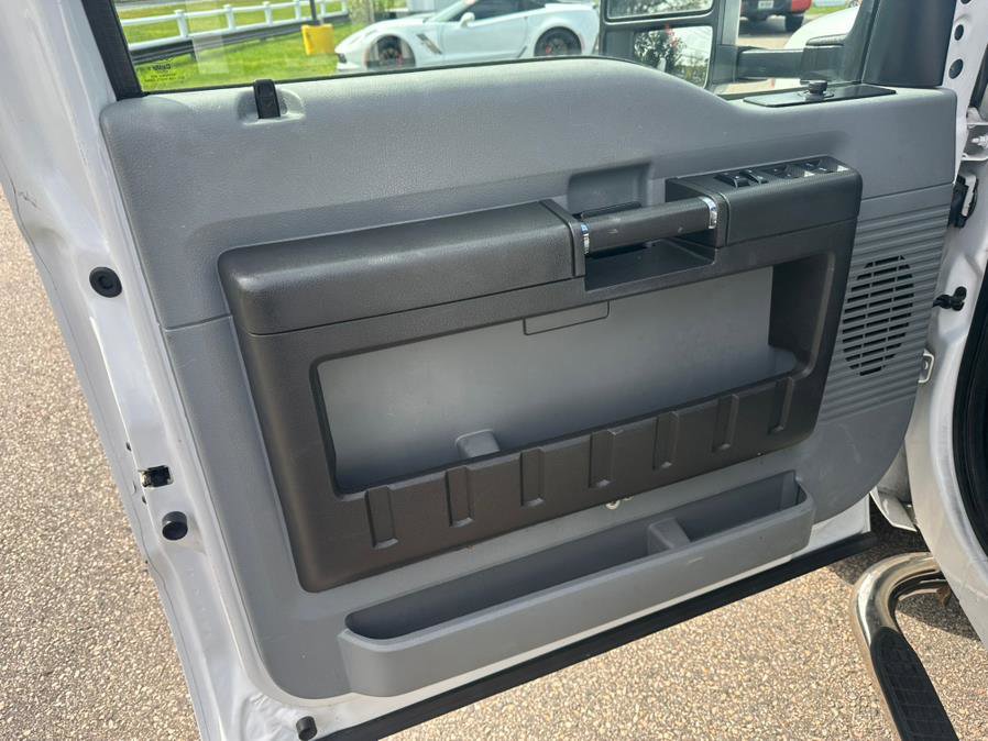 Used 2015 Ford F350 XL image 9