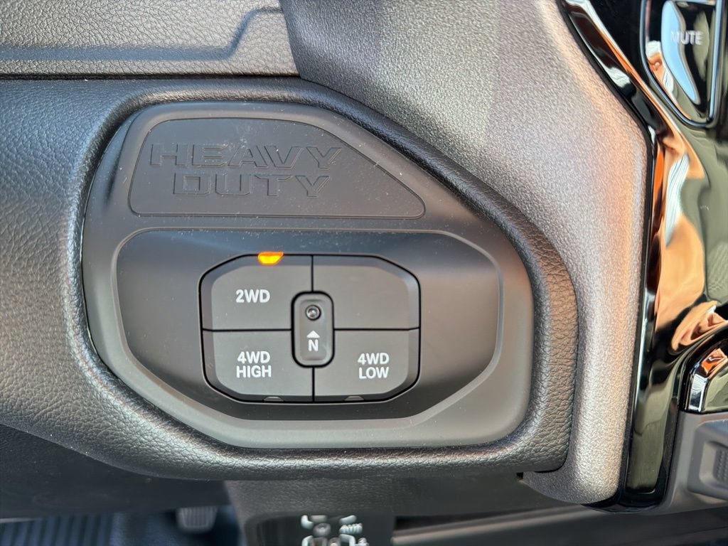 New 2026 RAM 3500 Tradesman AWD/4WD image 40