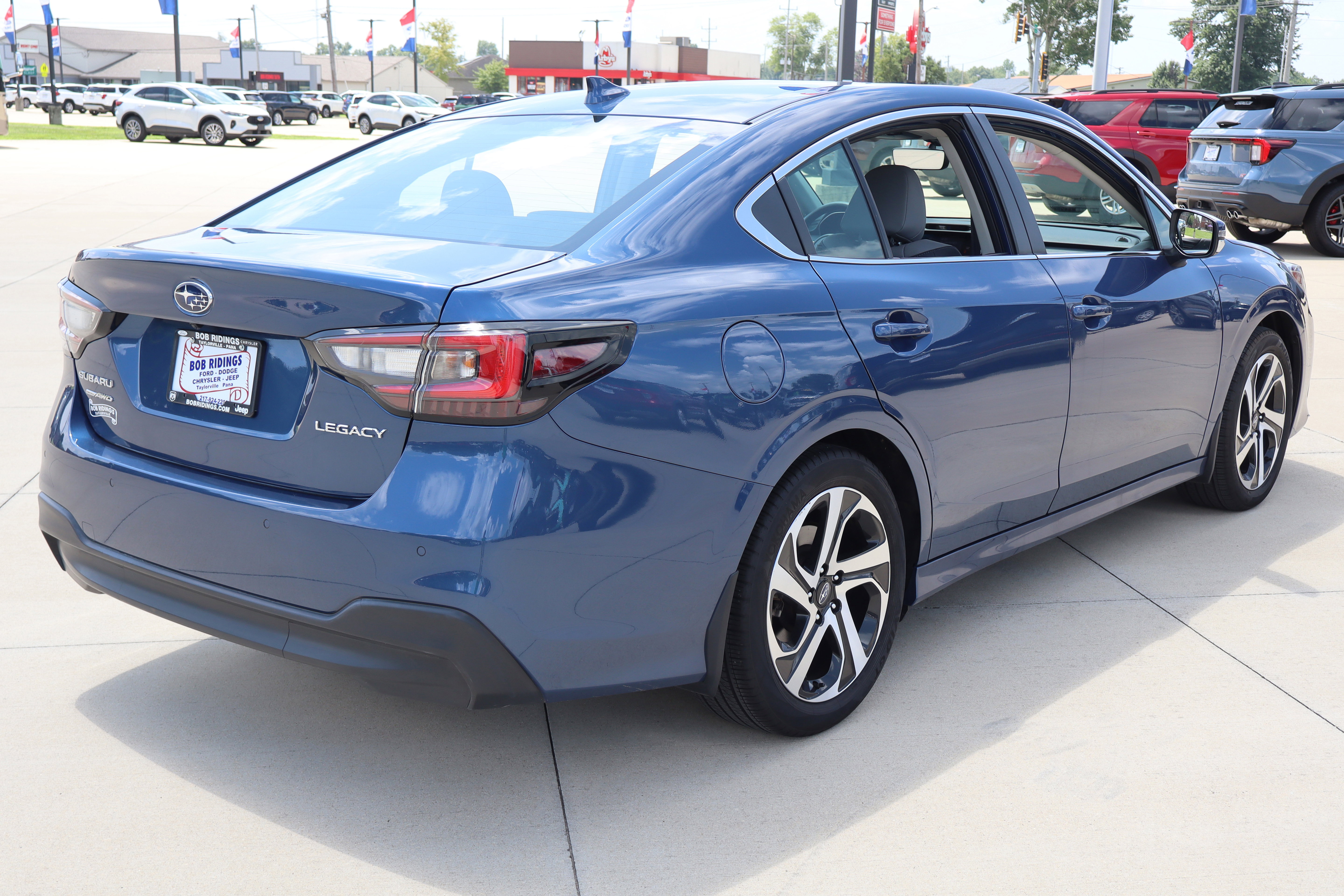 Used 2022 Subaru Legacy Limited image 6