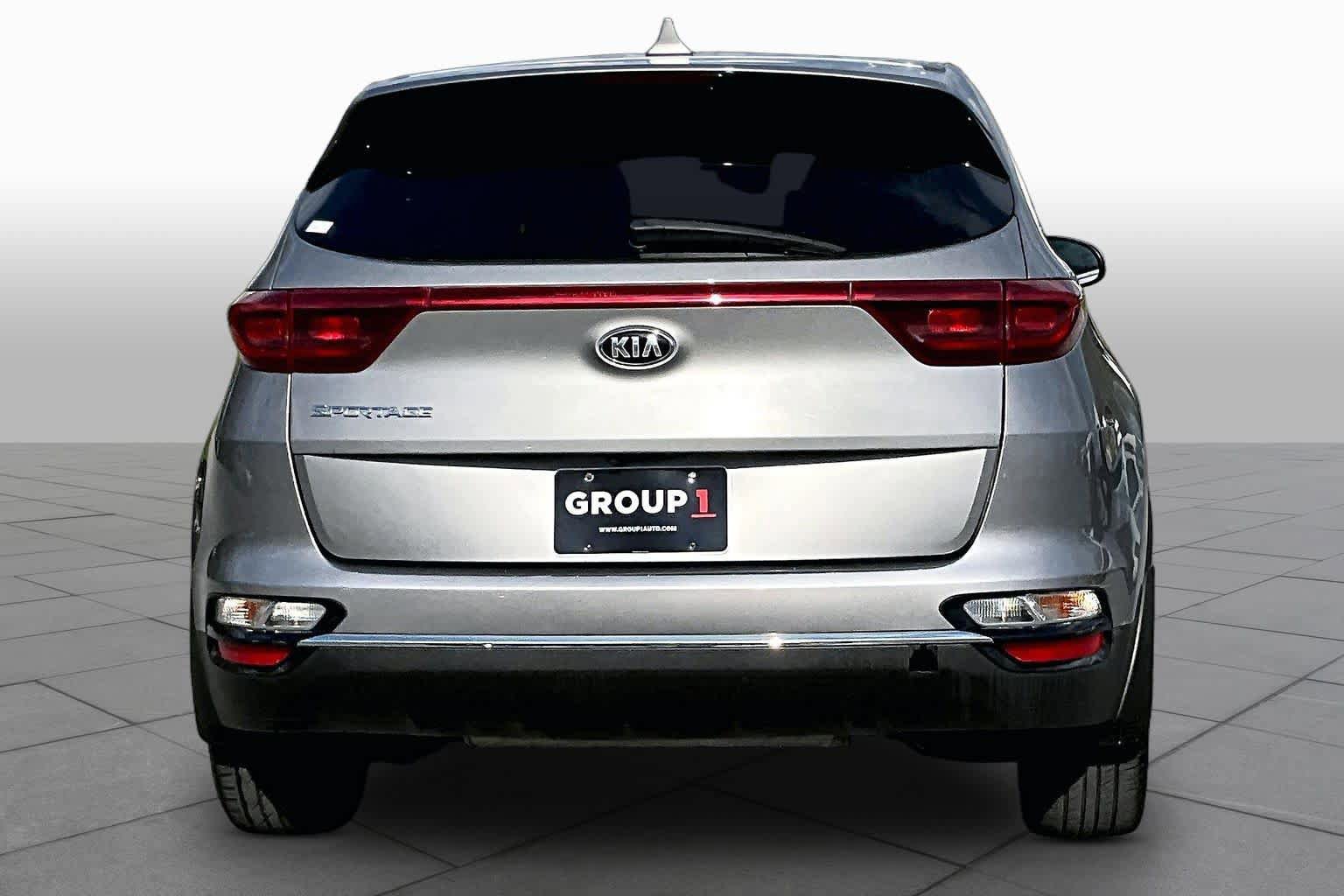 Used 2020 Kia Sportage LX AWD/4WD image 9