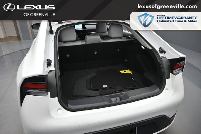 Used 2023 Toyota Prius LE FWD image 30