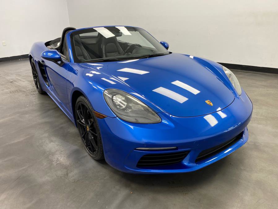 Used 2017 Porsche 718 Boxster image 8