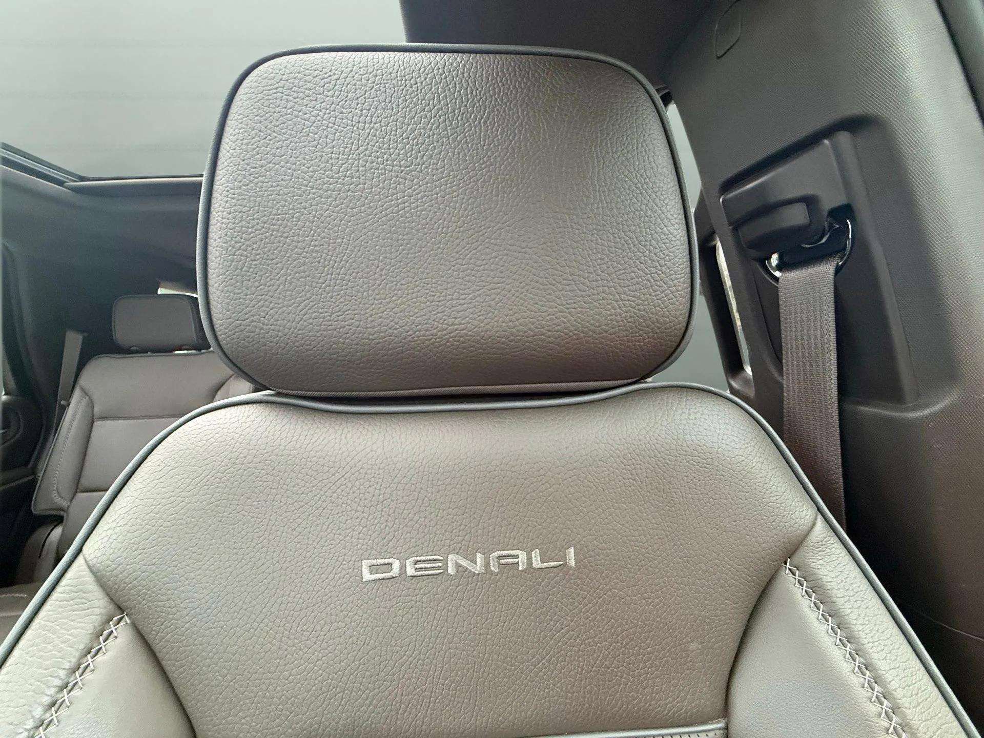 Used 2024 GMC Yukon Denali image 48