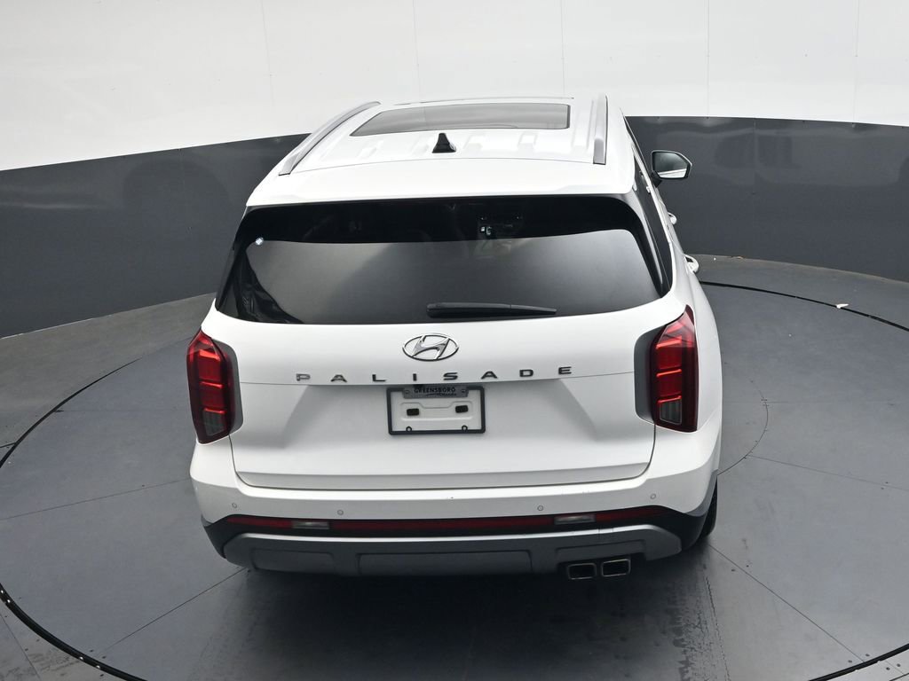 Used 2024 Hyundai Palisade Limited image 24