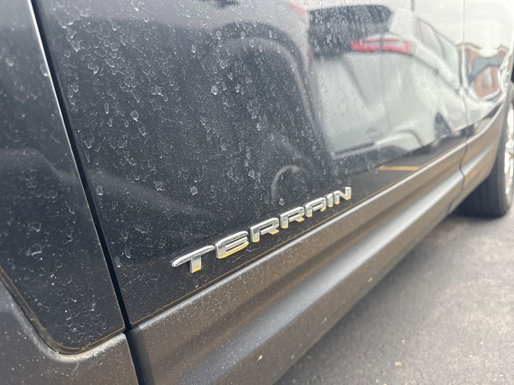 Used 2023 GMC Terrain SLE image 6