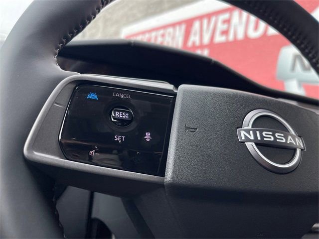 New 2025 Nissan Murano SL image 16