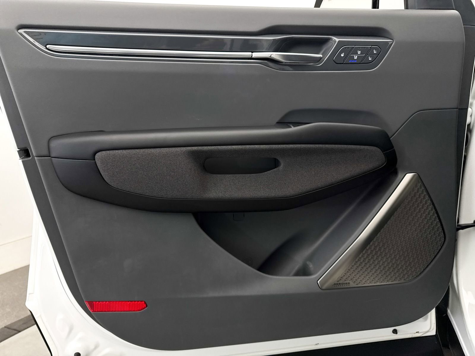 Used 2024 Kia EV9 Wind image 32