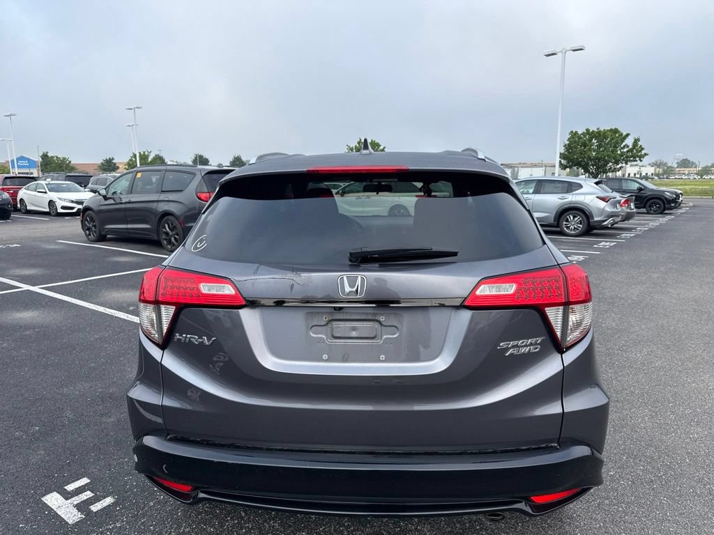 Certified 2022 Honda HR-V Sport image 9