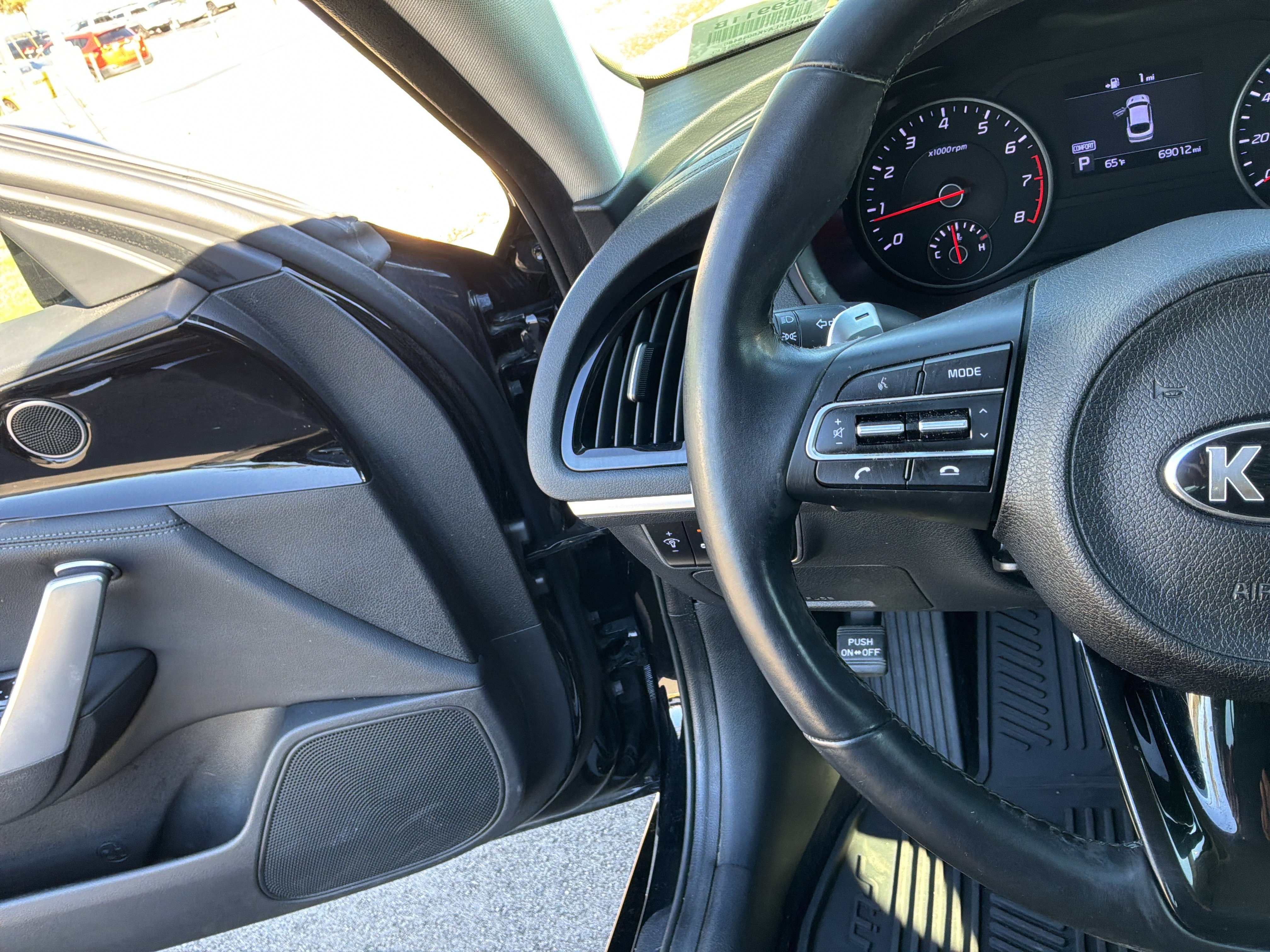 Used 2019 Kia Stinger RWD image 19