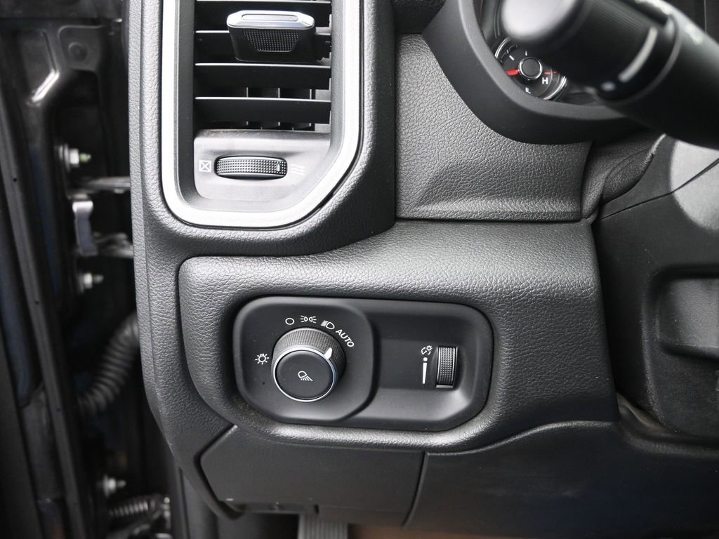 Used 2021 RAM 2500 Tradesman image 29