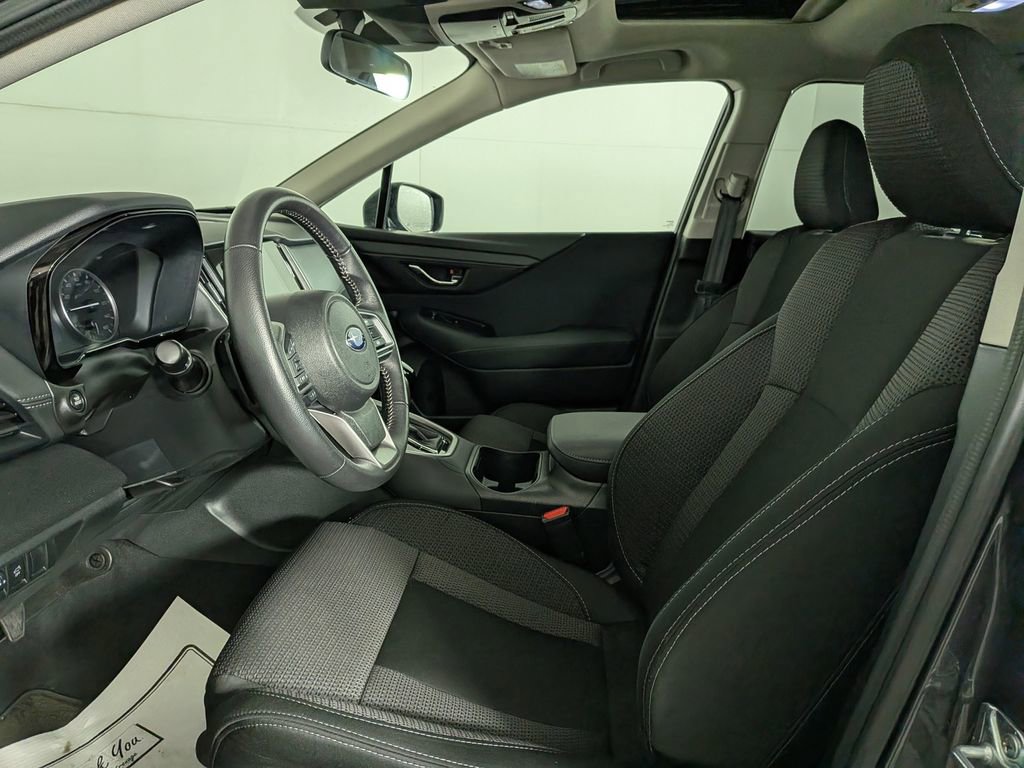 Used 2025 Subaru Outback Premium image 17
