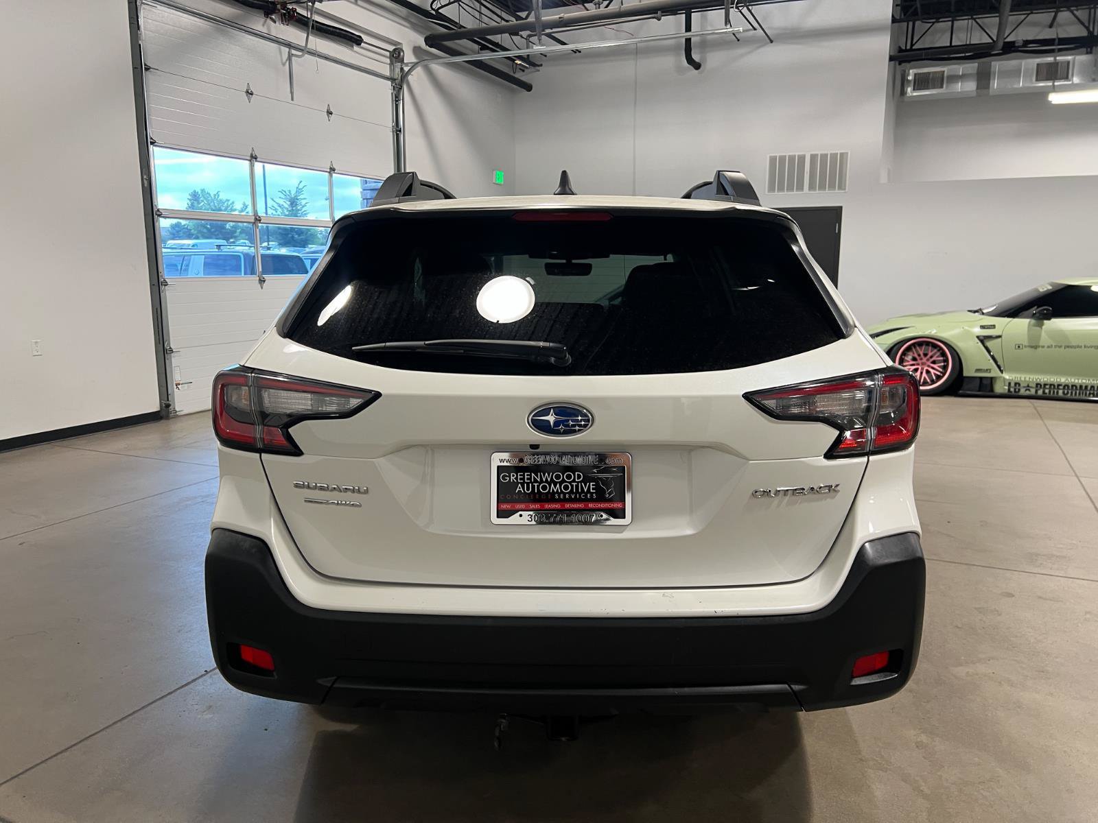 Used 2024 Subaru Outback Premium AWD/4WD image 4