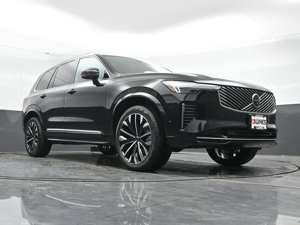 New 2026 Volvo XC90 B6 Plus w/ Protection Package Premier AWD/4WD image 43