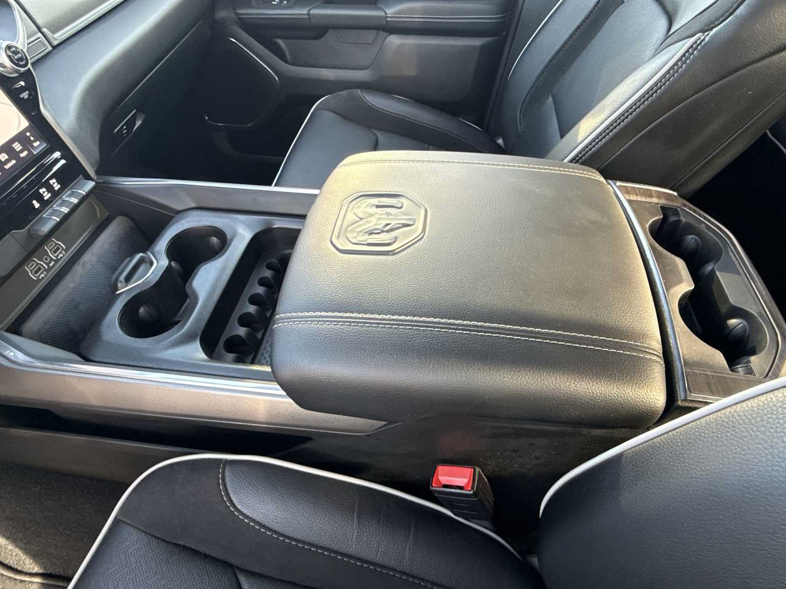 Used 2026 RAM 1500 Laramie AWD/4WD image 20