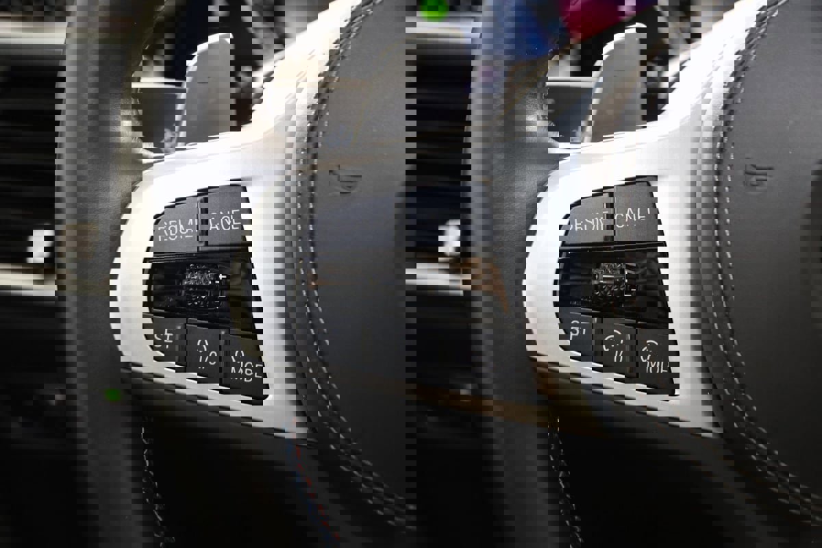 Used 2023 BMW X7 M60i w/ Executive Package image 48