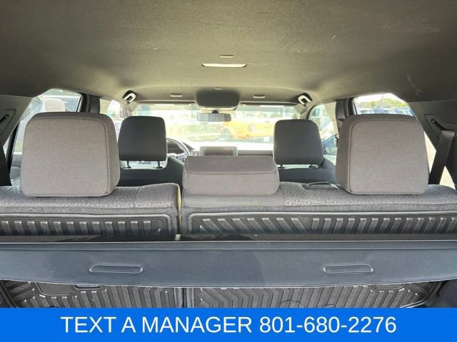 Used 2025 Toyota 4Runner SR5 AWD/4WD image 37