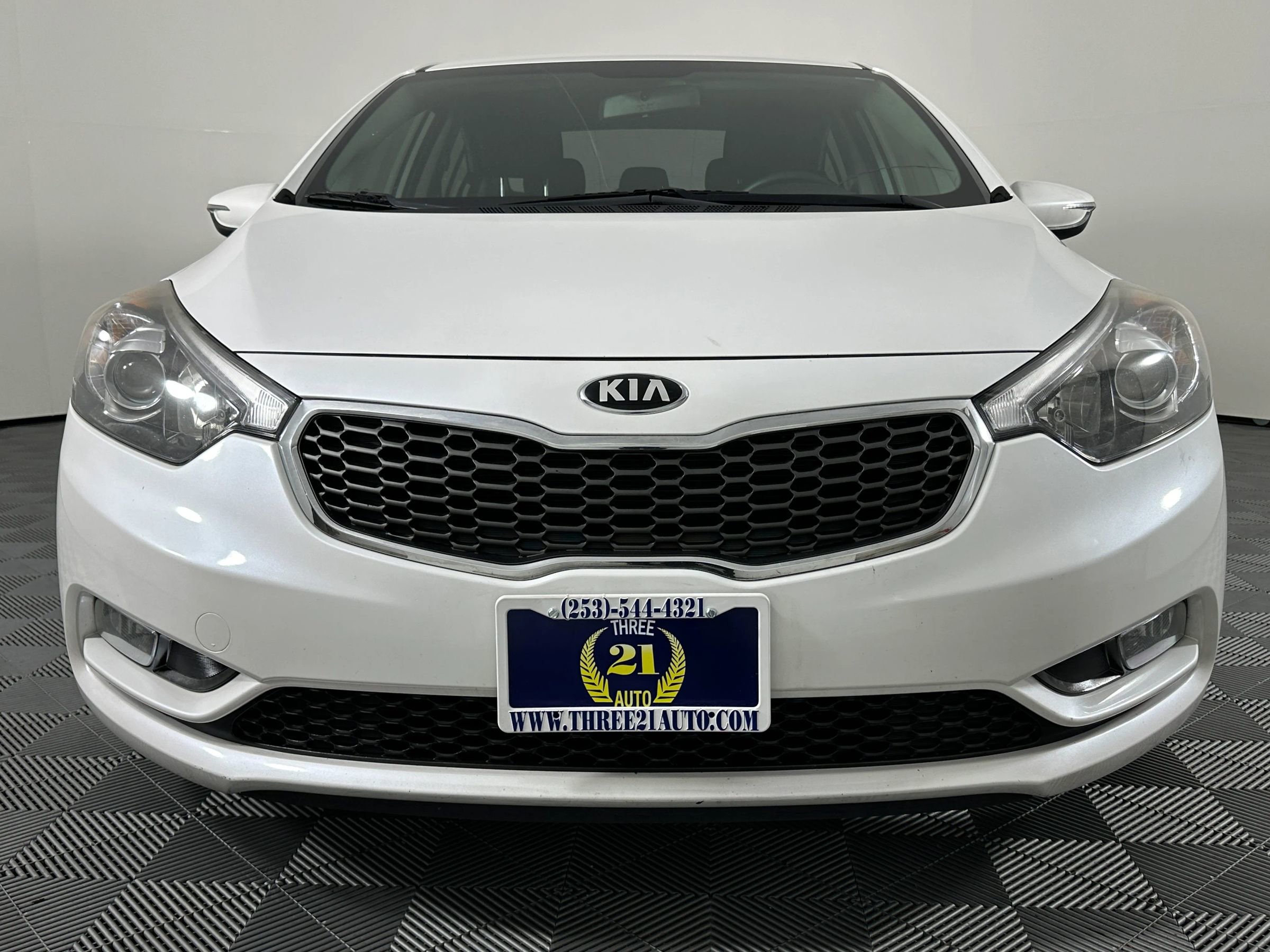 Used 2015 Kia Forte EX image 3