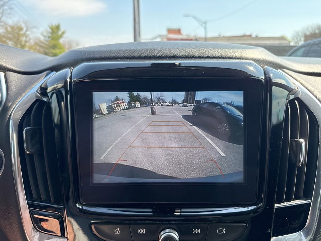 Used 2018 Chevrolet Traverse LT w/ LPO, Floor Liner Package image 23