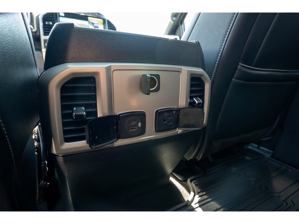 Used 2022 Ford F250 Lariat w/ Lariat Ultimate Package image 28
