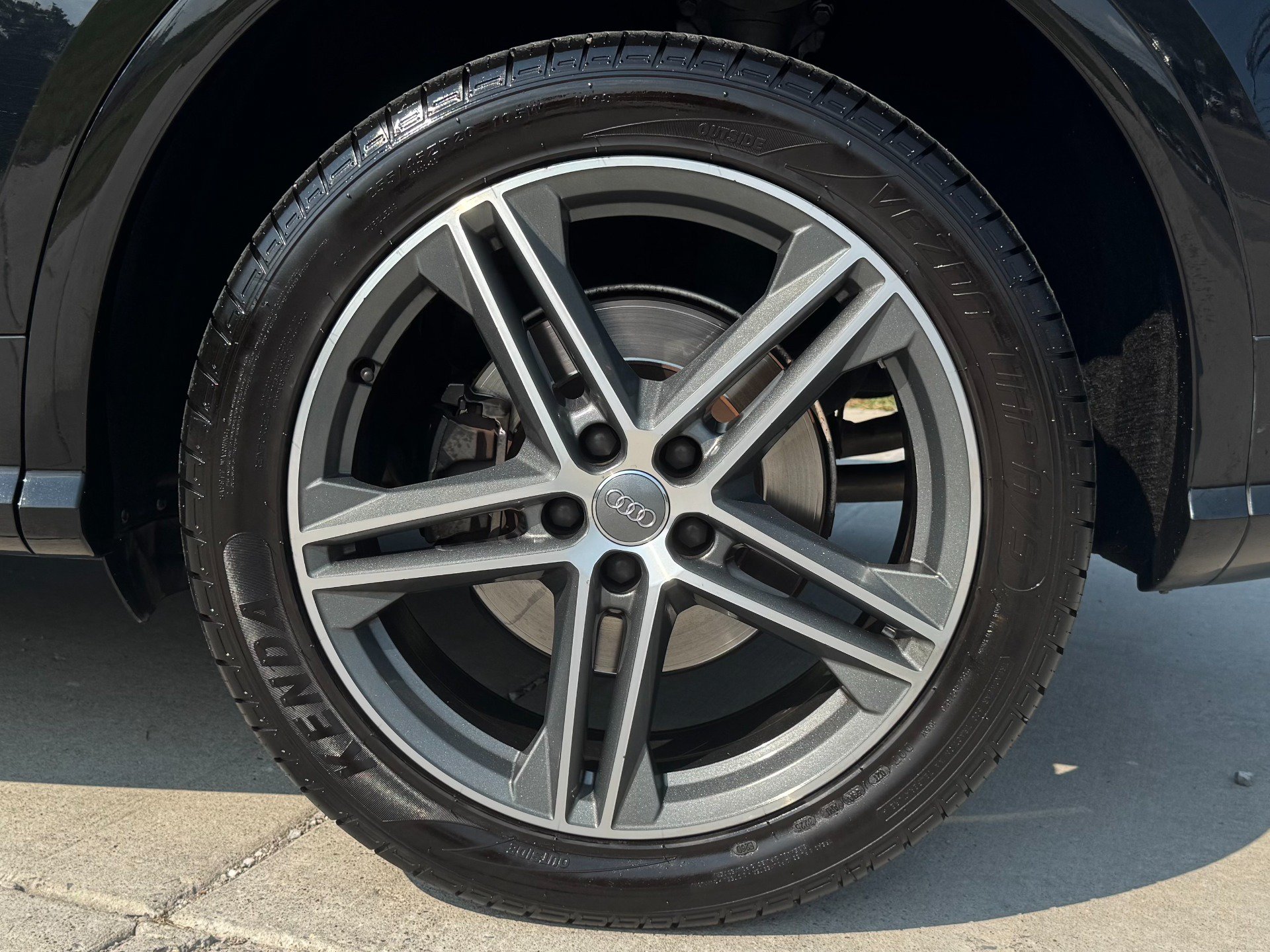 Used 2018 Audi SQ5 Premium Plus w/ Navigation Package AWD/4WD image 66