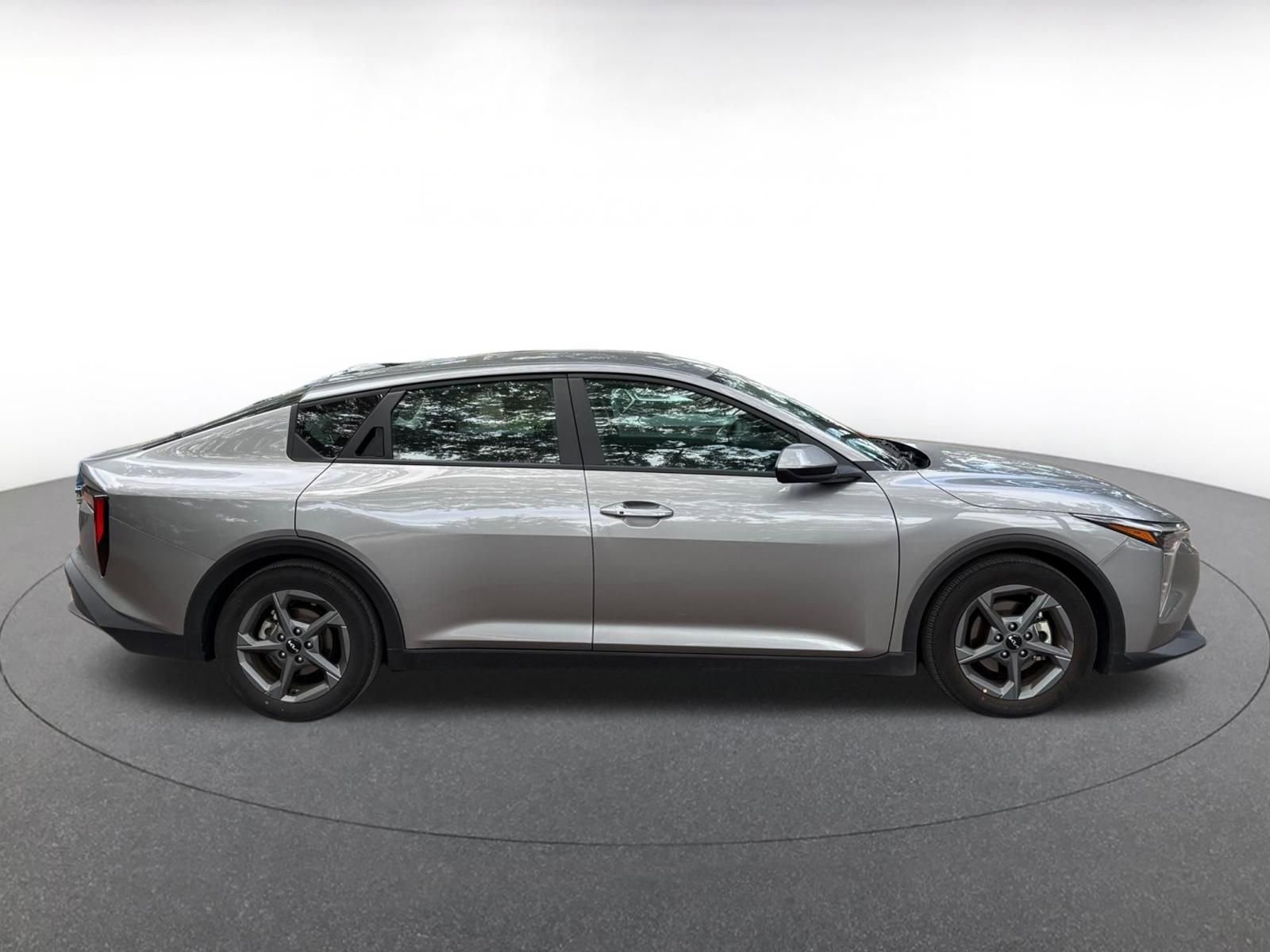Used 2025 Kia K4 FWD image 8
