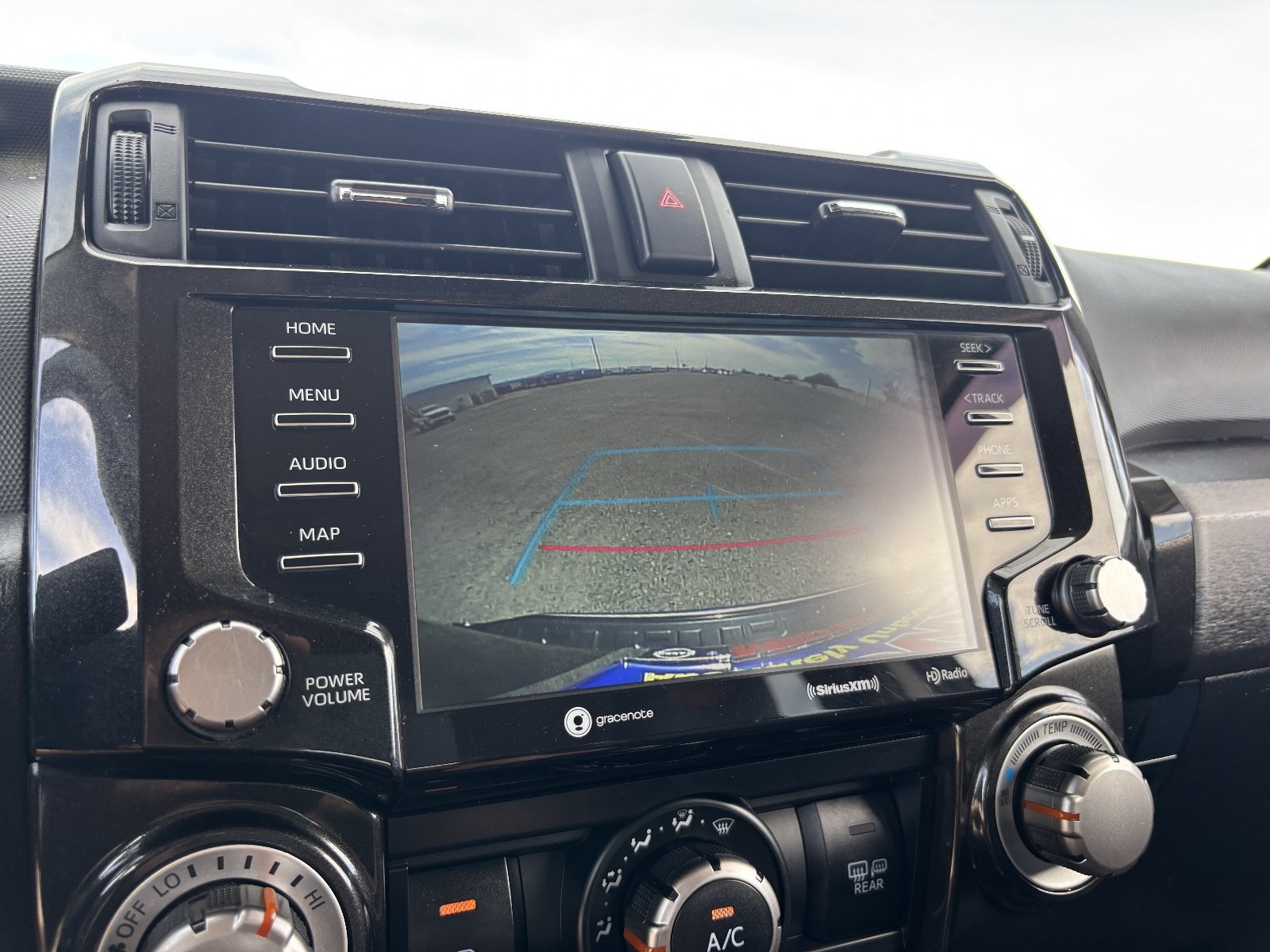 Used 2021 Toyota 4Runner TRD Off-Road Premium AWD/4WD image 25