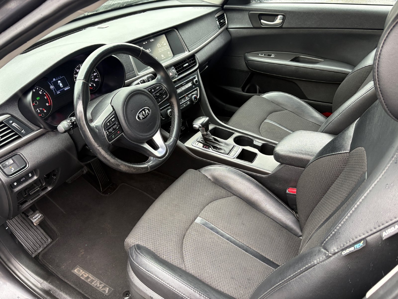 Used 2018 Kia Optima S w/ Panoramic Sunroof Package FWD image 10