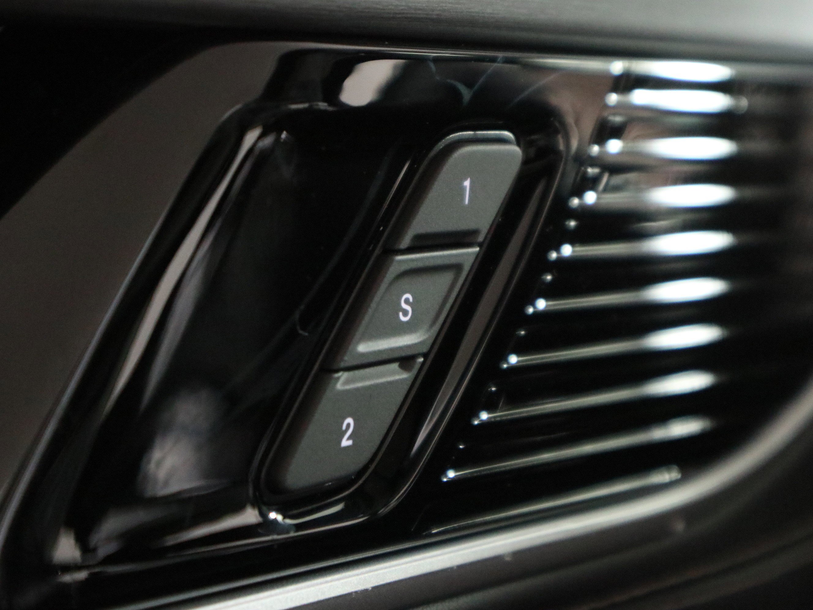 New 2025 Jeep Wagoneer Series III image 37