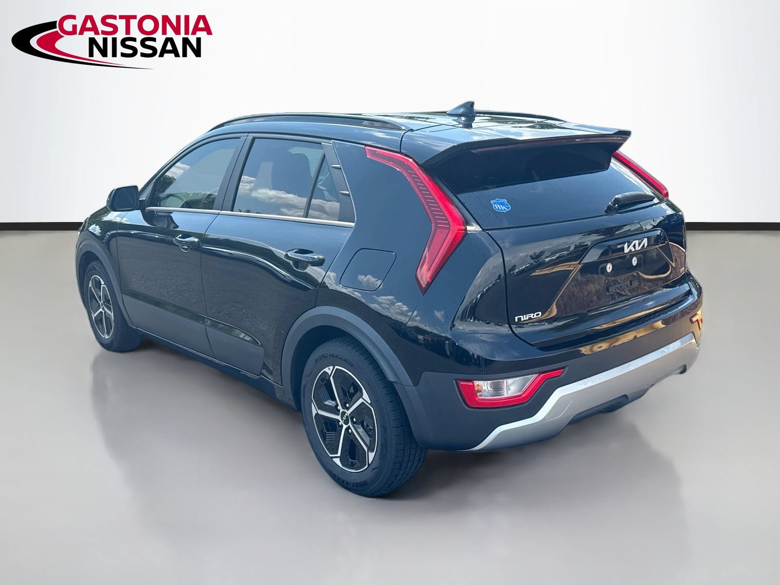 Used 2023 Kia Niro LX FWD image 6