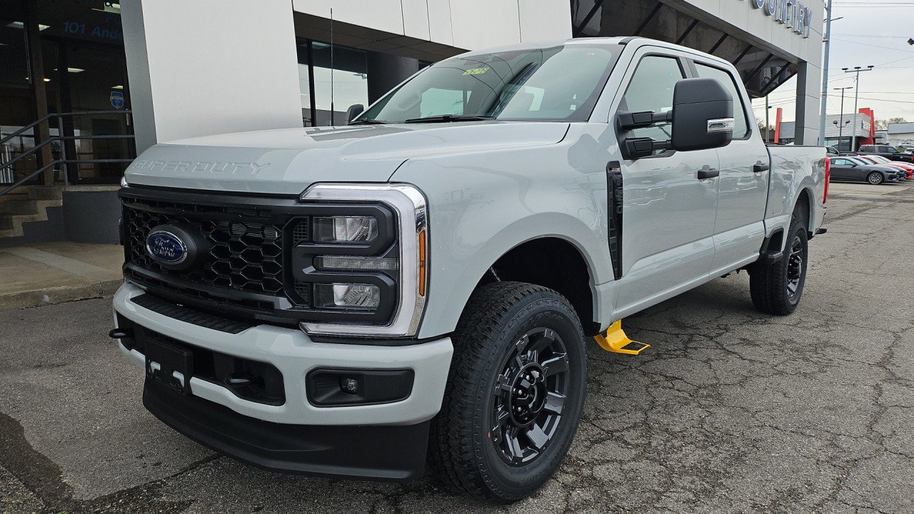 New 2026 Ford F250 XL w/ STX Appearance Package AWD/4WD image 4