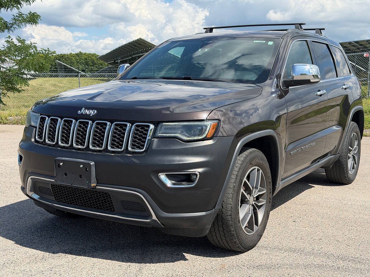 Used 2017 Jeep Grand Cherokee Limited w/ Luxury Group II
