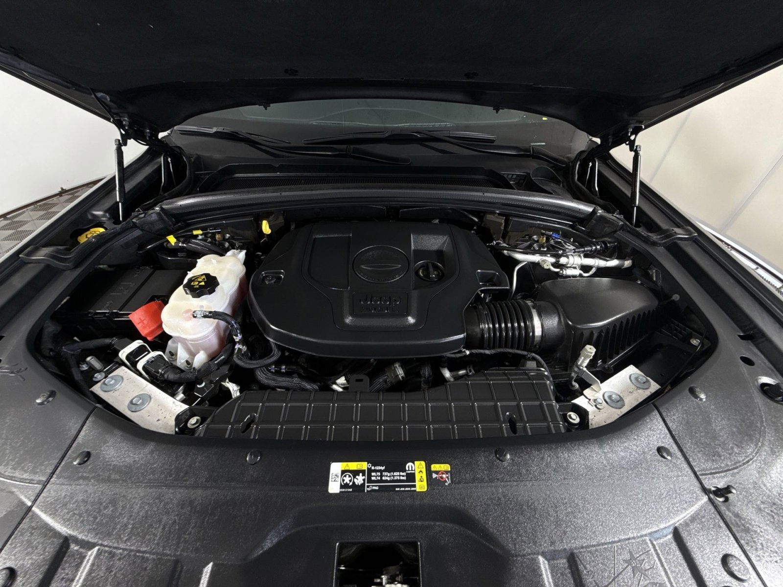 Used 2023 Jeep Grand Cherokee L Overland image 29