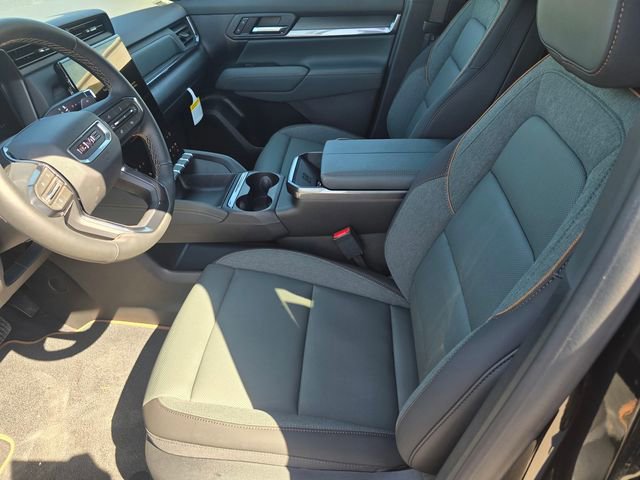 New 2026 GMC Terrain AT4 w/ Technology Package II image 17