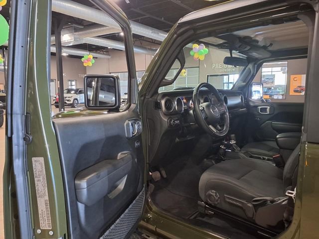 Used 2022 Jeep Wrangler Sport S AWD/4WD image 16