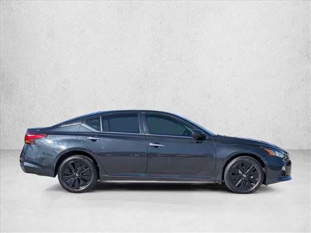 Used 2021 Nissan Altima 2.5 SV image 4