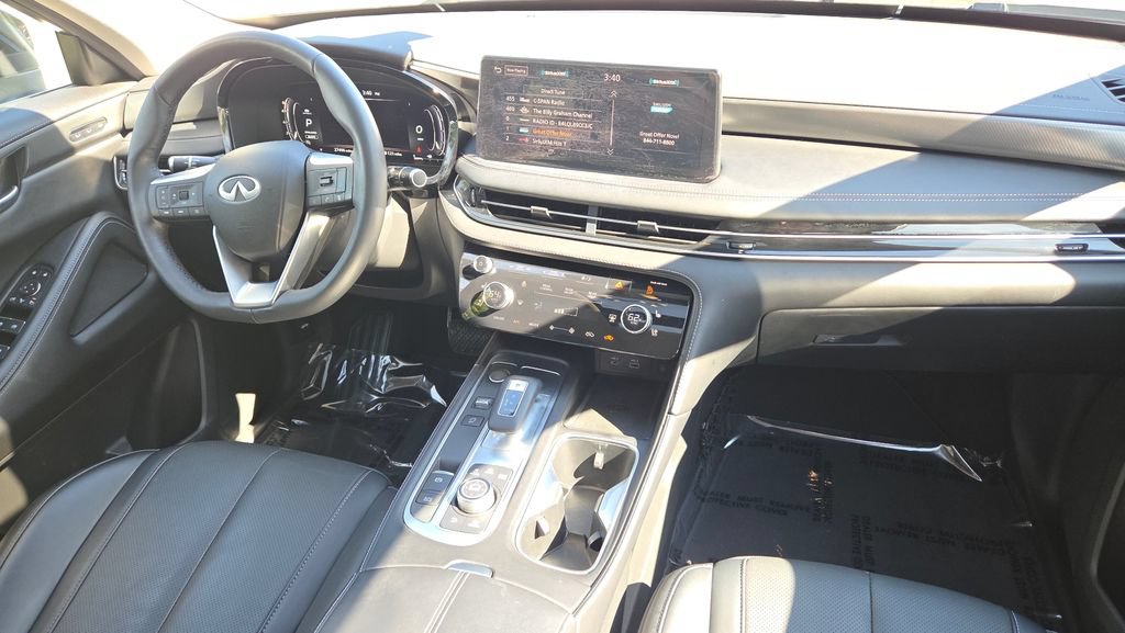 Used 2023 INFINITI QX60 Luxe w/ Cargo Package AWD/4WD image 16