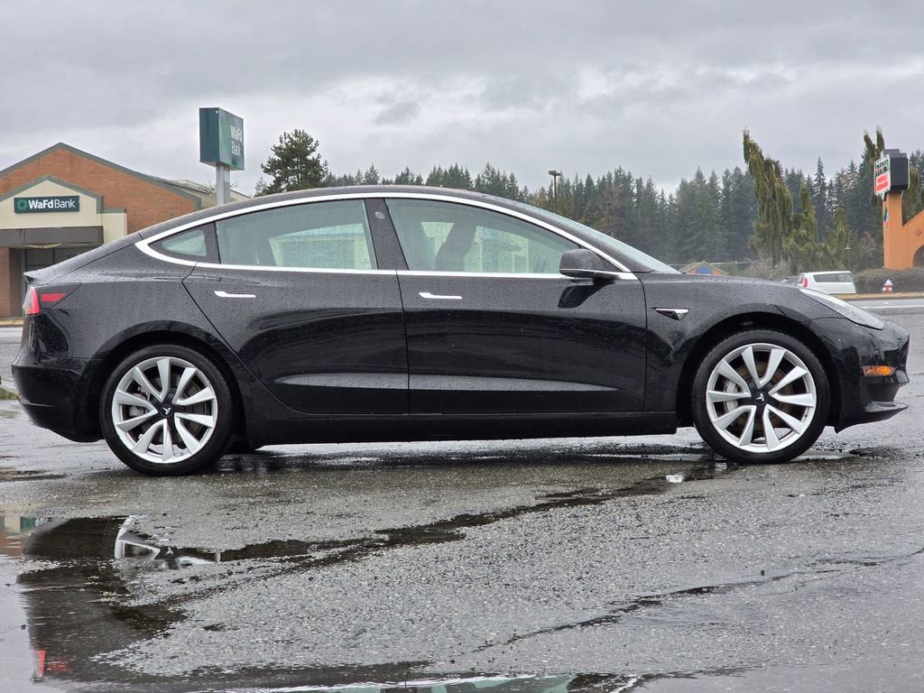 Used 2018 Tesla Model 3 Long Range RWD image 8
